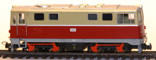 Ferro Train 205-701 - Austrian SLB Vs71 ex 2095.01 diesel loco, red/sand